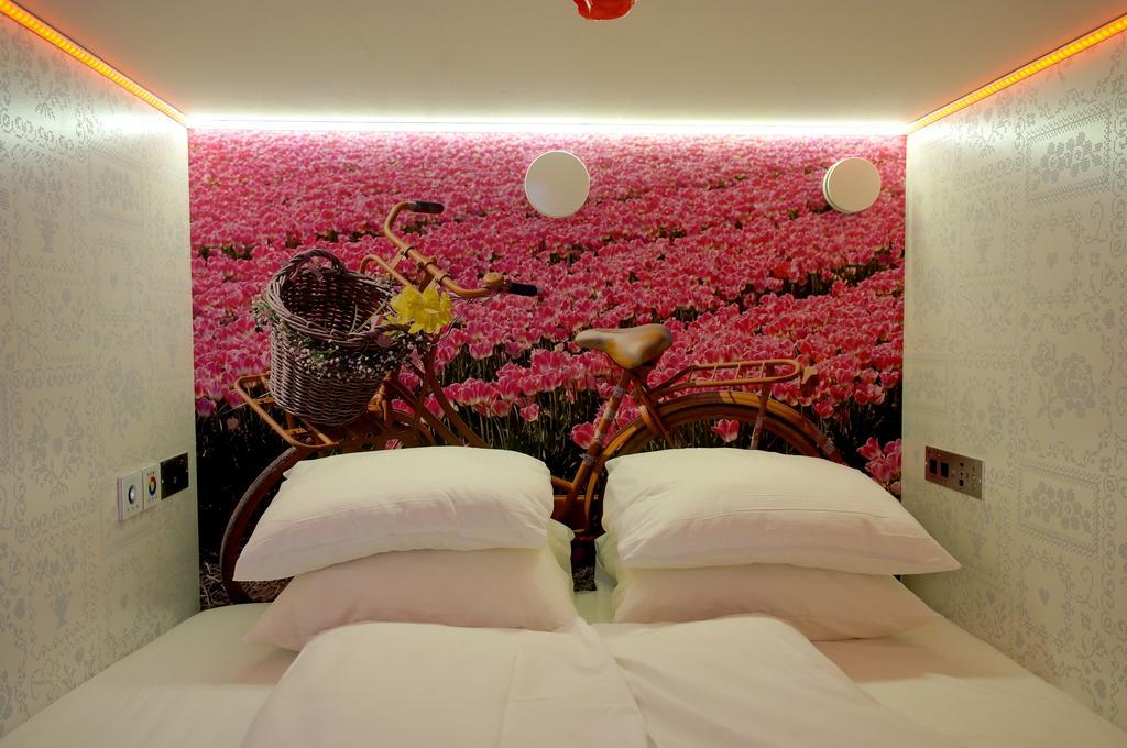 De Bedstee Boutique Capsules (Adults Only) Hotel Amsterdam Bagian luar foto