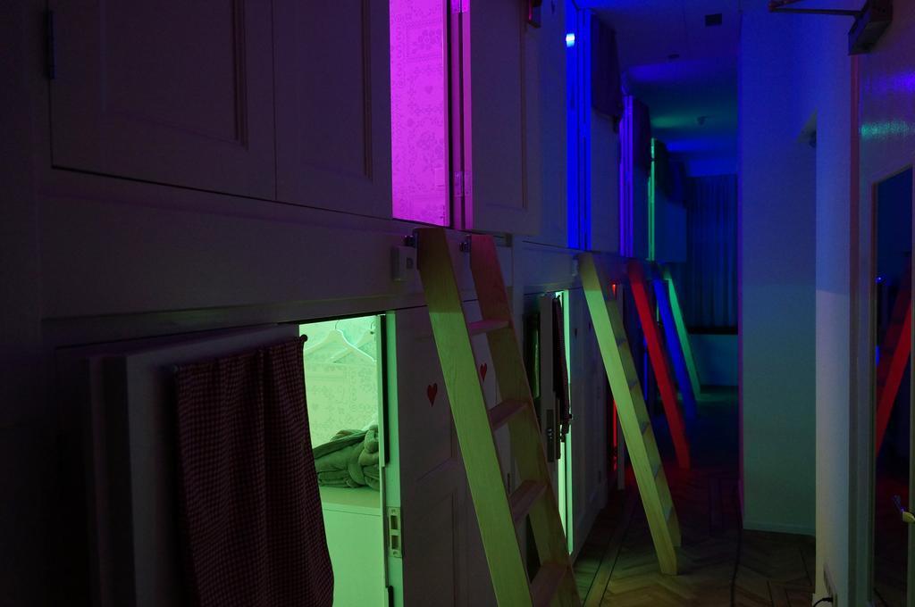 De Bedstee Boutique Capsules (Adults Only) Hotel Amsterdam Bagian luar foto